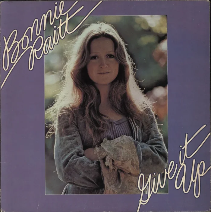 Bonnie Raitt Give It Up – Burbank Canadian Vinyl LP