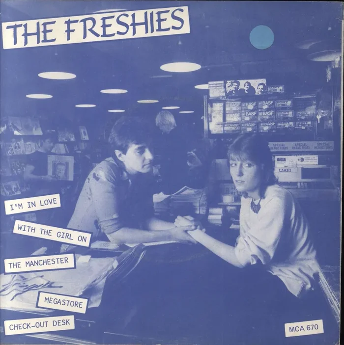 The Freshies I’m In Love With The Girl On The Manchester Megastore Check-Out Desk UK 7 ” vinyl