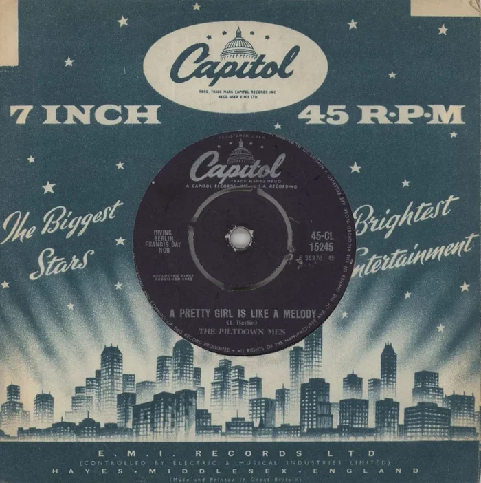 The Piltdown Men A Pretty Girl Is Like A Melody UK 7 ” vinyl